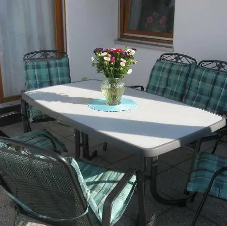 Haus-haller * Friedrichshafen